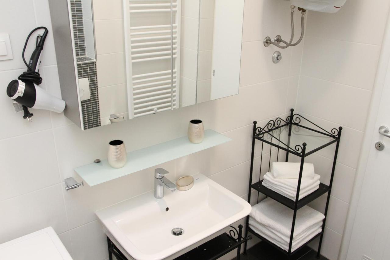 Apartment Biondic - Villa Sunce Senj  Eksteriør bilde